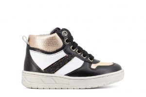 Ciciban 81 1540 Strada Black